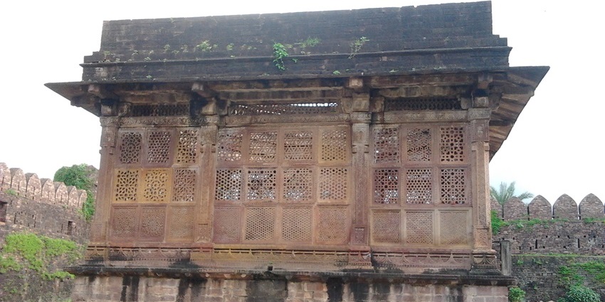 Khimlasa Fort is one of the historic places to visit in Sagar in Madhya Pradesh.