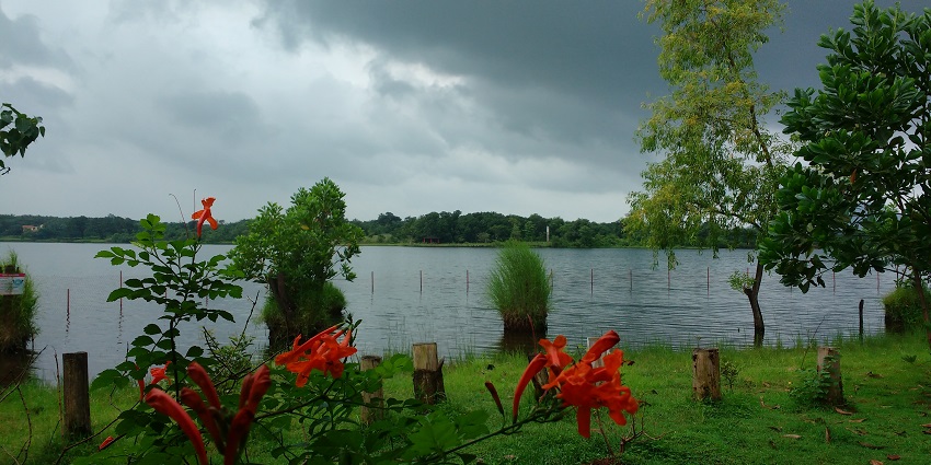 A view of Kundalika River at Kolad during the Monsoon season, one of the popular places to near Navi mumbai for weekend