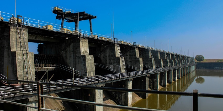 Close up view of the Kolar Dam, one of the ideal spots to have a picnic