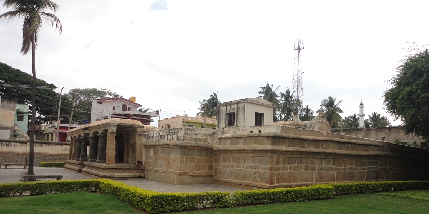 An image of the sacred Kolaramma temple is a thousand years old and built by the Cholas.