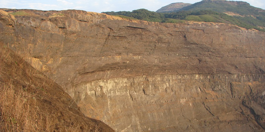 The rocky hills of Konkan Kada, a popular destination near Harishchandra Fort.