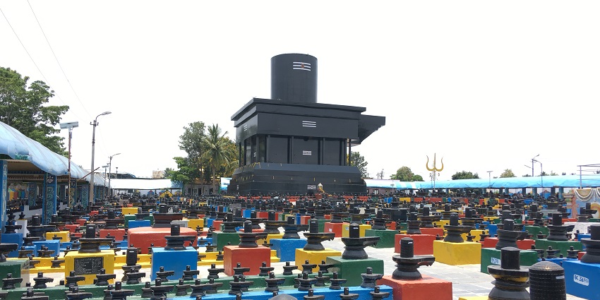 A panoramic shot of Kotilingeshwara Temple, a place to visit near Kolar