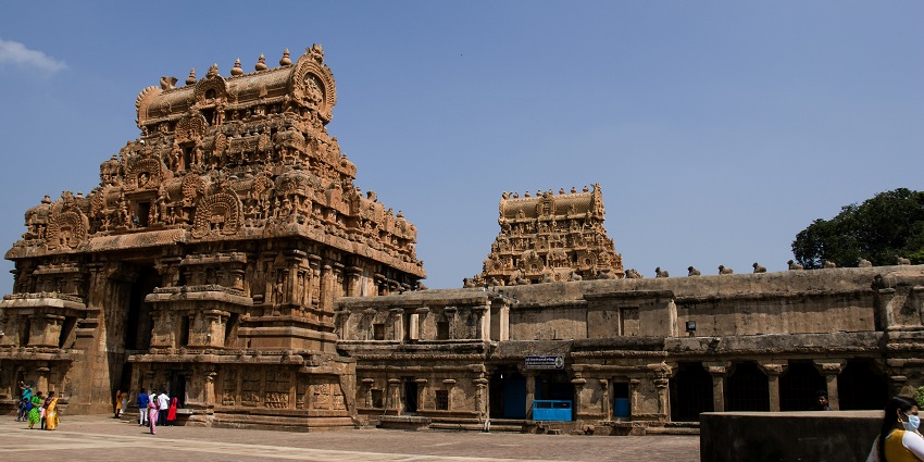 Eswaran Temple is one of the revered temples in Pollachi, dedicated to Shiva.