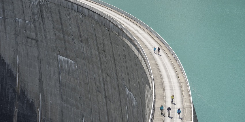 A picture of Kovilur Dam, which is one of the most peaceful places to visit in Karur.