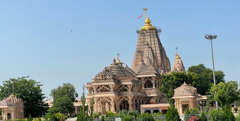 A glimpse of a famous spiritual attraction in Maharashtra surrounded by lush greenery.