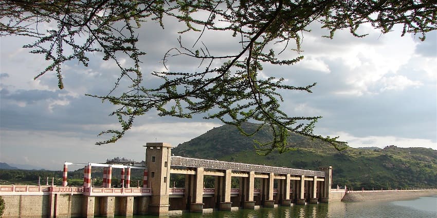 The Krishnagiri Dam is a dam that spans the Thenpennai River by the village of Dhuduganahalli,