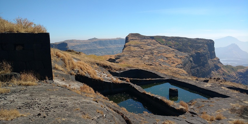 Kulang Fort in Igatpuri, surrounded by lush green hills is one of the top places to visit here