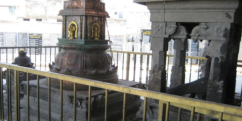 Engraved structure from Kumarakottam Temple, one of the famous Kanchipuram temples.