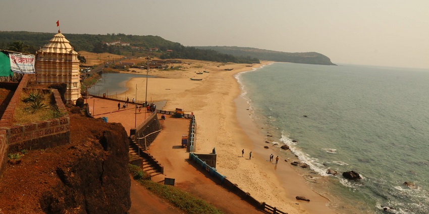 Kunkeshwar Temple, a 12th-century Lord Shiva shrine, is a must-visit in Maharashtra.