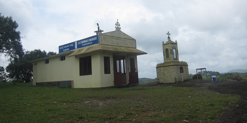 Kurusamala Ashram is a monastery in a church and a famous place to explore for visitors.