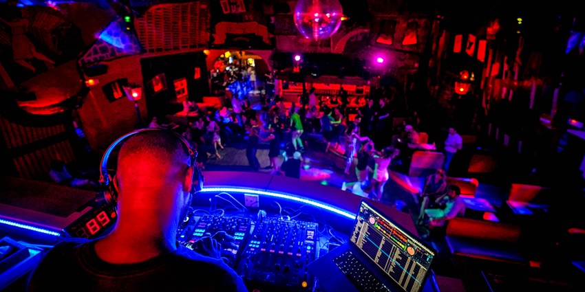 The iconic waterfront club, is the best place for a party in Candolim featuring scenic views.