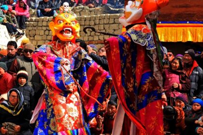 Cham Dance is also performed in the Ladakh Harvest Festival to have a marvellous time.