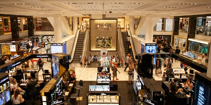 Lake City Mall, a popular destination among shopping malls in Thane.