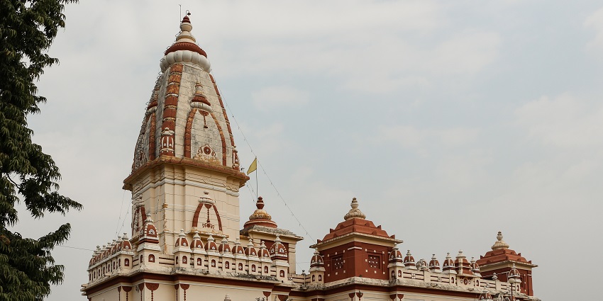 The Lakshmi Narayan Temple is one of the most beautiful temples in Gurgaon for all.