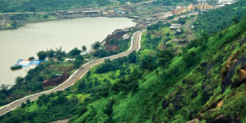A picture of Lavasa, one of the best places to visit near Pune in winter.