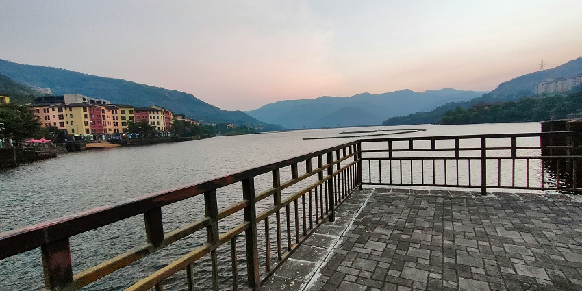 Lavasa, is one of the places to visit in Pune in April with European architecture.