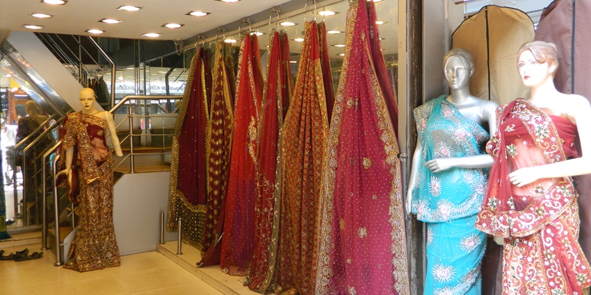 Laxmipur Market offers multiple options for saree shopping in Kolhapur
