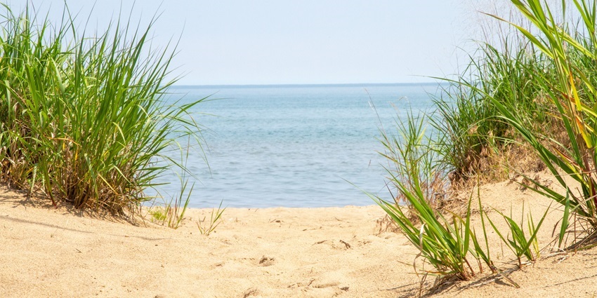 The view of Blue Point Beach, is perfect for snorkelling and diving enthusiasts.