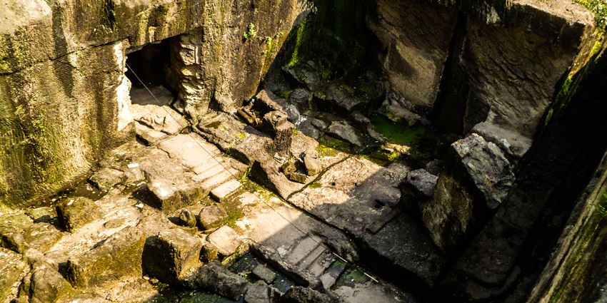 Image of detailed view of the rock-cut sculptures in Jogeshwari Caves, Mumbai