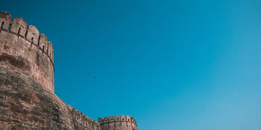 A breathtaking landscape justifying the serene location of Machindragad Fort.