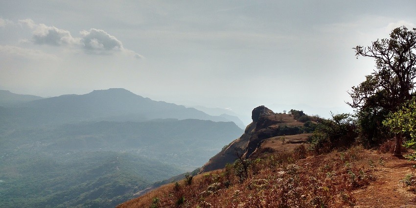 A breathtaking landscape justifying the serene location of Kavlya Fort, Maharashtra.