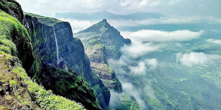 Sandhan Valley is located destination in the Sahyadri mountains, Maharashtra