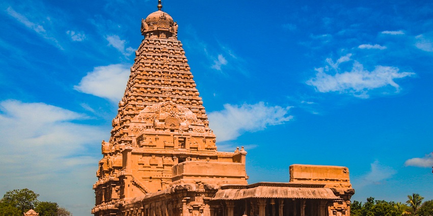 Sukran Temple located in the village of Kanjanur, 18 kms from the city of Kumbakonam.