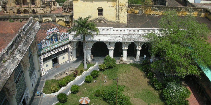 The Royal Palace Museum is in Thanjavur Palace, Tamil Nadu.