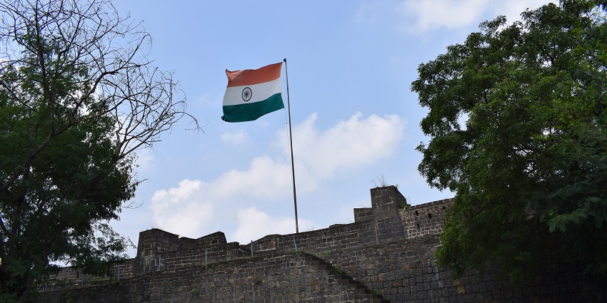 An image showing the Indian flag hoisted at the Ahmednagar fort.