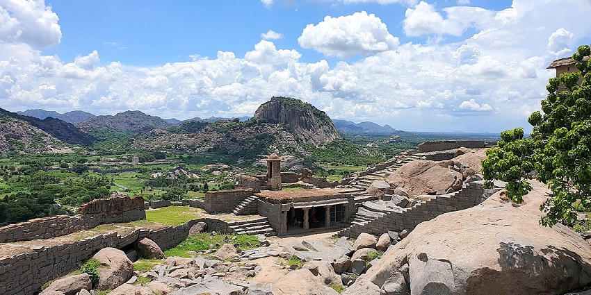 Arcot Fort offers historical insights into 18th-century military strategies.