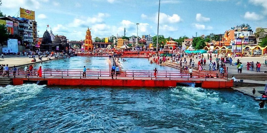 Image from the scenic ghat of the Nashik in the Maharashtra amidst the beautiful waters of the river