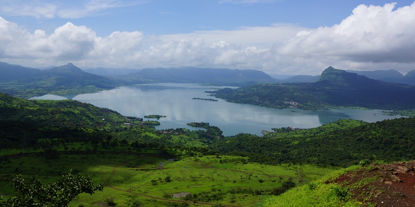 A picture of stunning views that you can watch from the iconic Lohagad Fort.