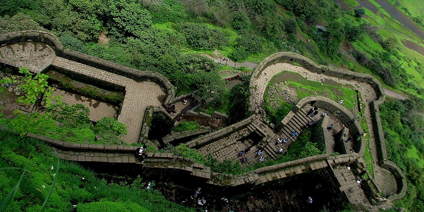 A picture showing the lush greenery of Lohagad Ford, which is a historical landmark