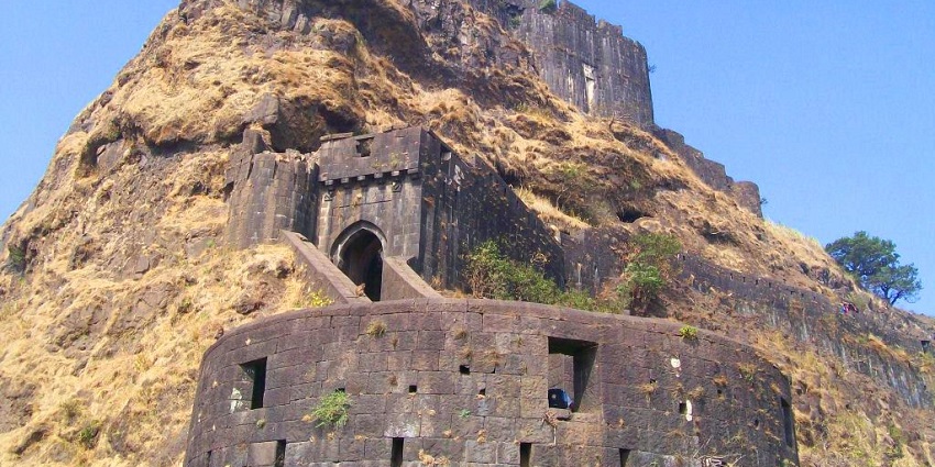 Majestic fort offering stunning views and invigorating hiking trails