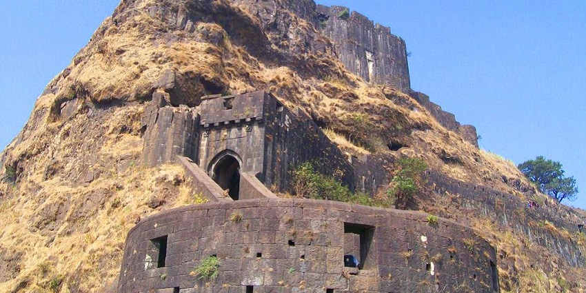 An image of Lohagad Trek, one of the best places to visit near Pawna Lake.