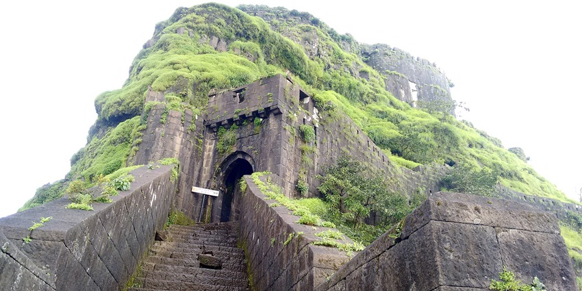 Hill forts in Maharashtra include Lohagarh Fort with stunning views and trails.