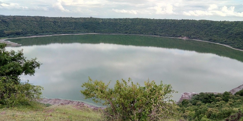 A picture of Lonar Crater Lake - one of the places to visit near Aurangabad within 100 km.