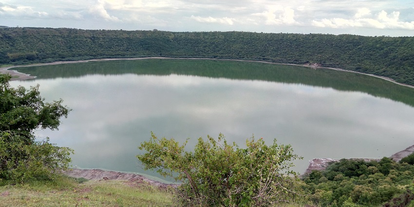 Lonar Crater Lake is one of the most famous places to visit near Akola for exploration.