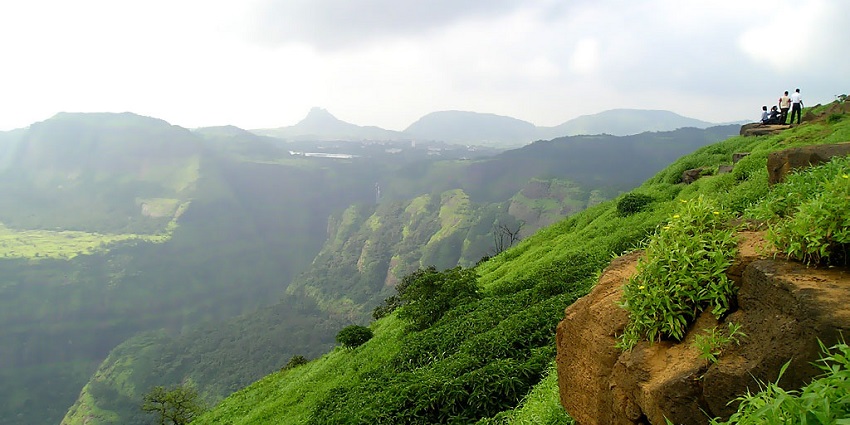A picture of Tiger Point, one of the best stops to take during your road trip from Mumbai.