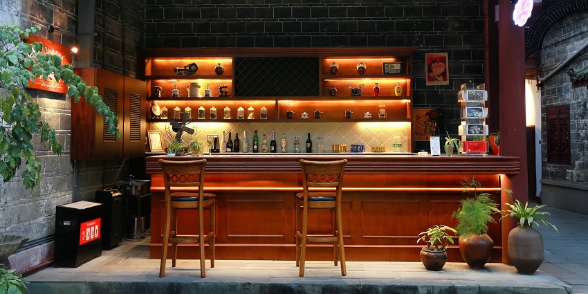 A beautiful English interior pub of one of the best party places in Mangalore.