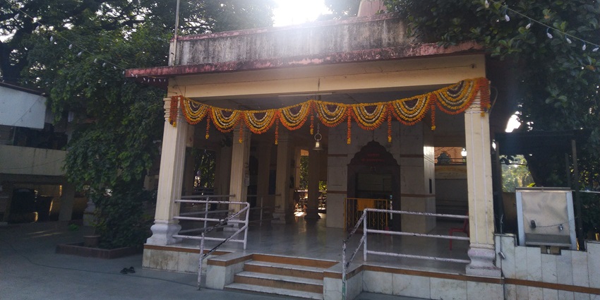Image of Narmadeshwar Temple in Loni - one of the best places to visit in Ahmednagar