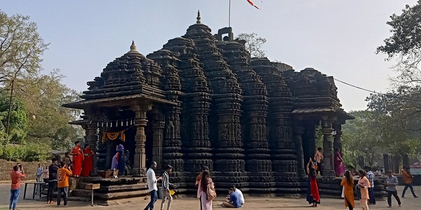 snapshot of the beautiful shiv Mandir-iconic temples in Ratnagiri.