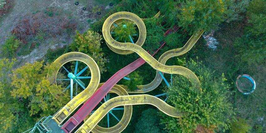 MGM Dizzee World is a fun amusement park for families near Dakshinachitra Museum.