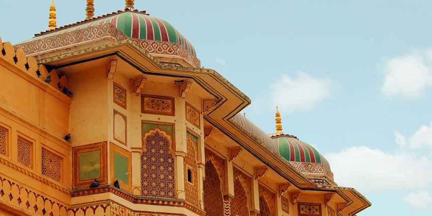 An image of the grand Madhav Vilas Palace showcasing its architectural beauty
