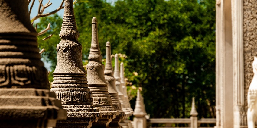 An image of Madipakkam Sarabeswarar temple.