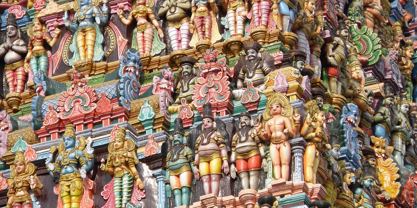 Meenakshi Temple, a symbol of Tamil Nadu’s rich culture near Srivilliputhur Temple.
