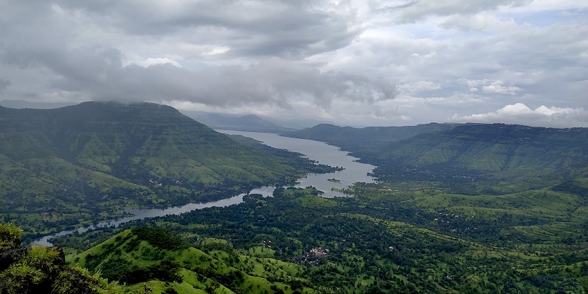 The scenic Mahabaleshwar is among the must-visit places for its lush landscapes.