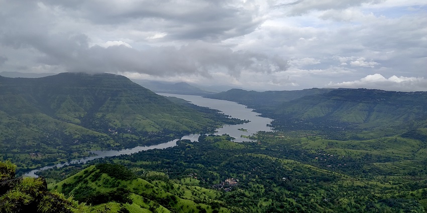 Image of Mahabaleshwar features strawberry farms and blooming flowers
