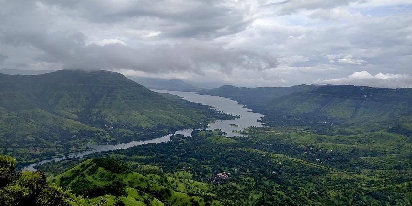 Mahabaleshwar, the scenic hill station is known for its viewpoints