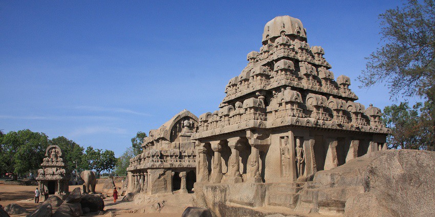 Coastal town famous for ancient rock-cut temples and sculptures